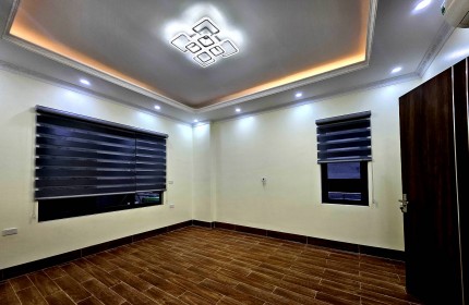 Bán Nhà ĐẸP Cầu Giấy LOGOC - 6T THANG MÁY - Ở NGAY - 40M2 GIÁ TỐT!